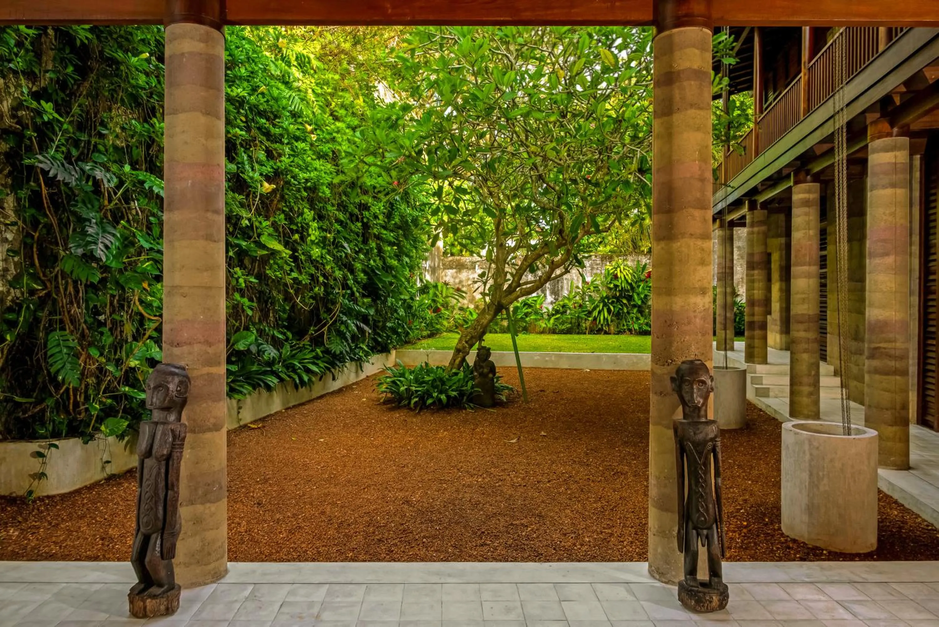 Day in No 05 Middle Street