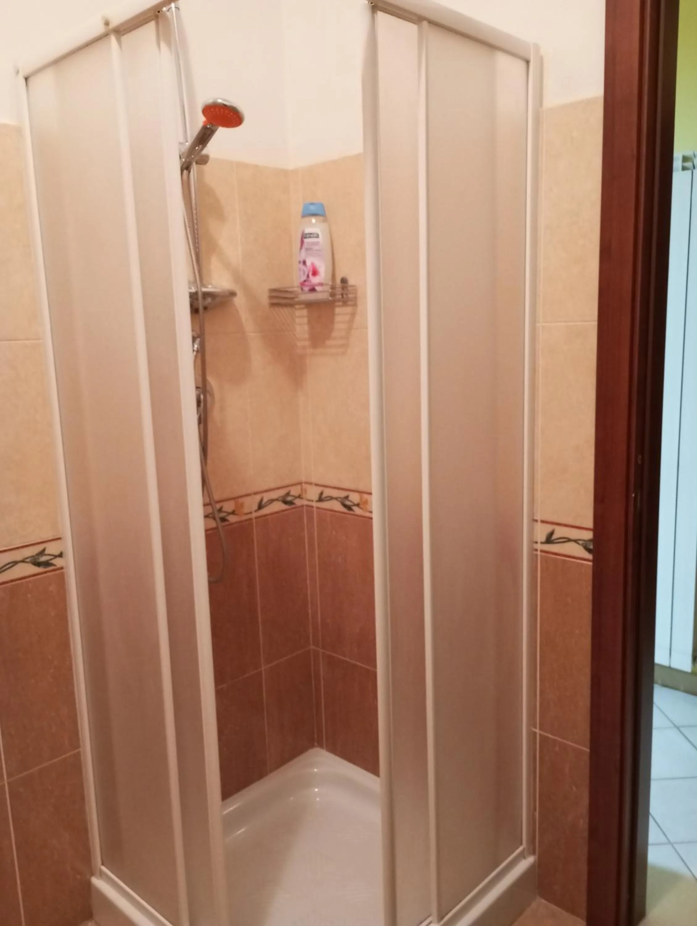 Shower in La Corte dei Morra