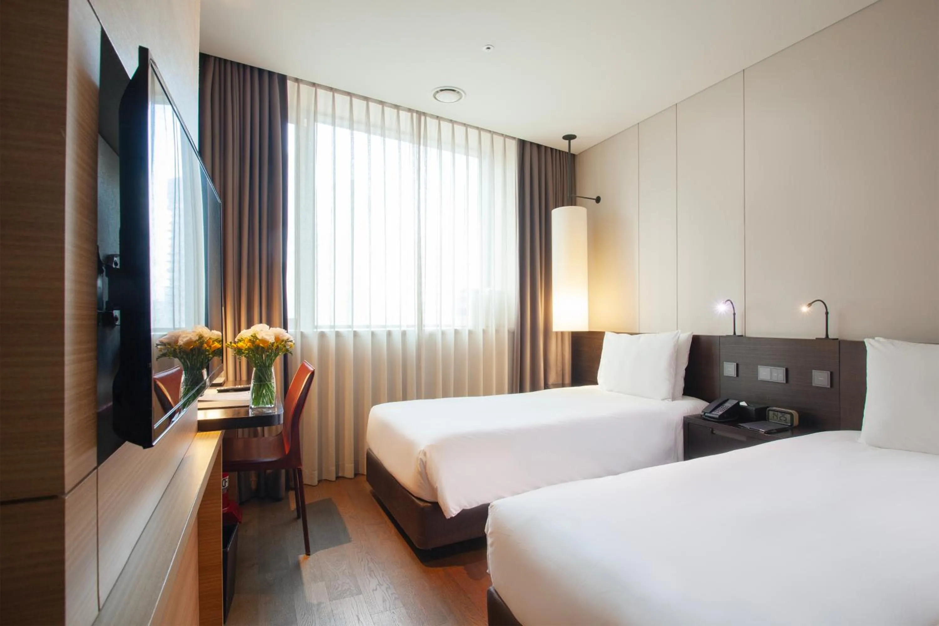 Bedroom, Bed in Crown Park Hotel Seoul Myeongdong