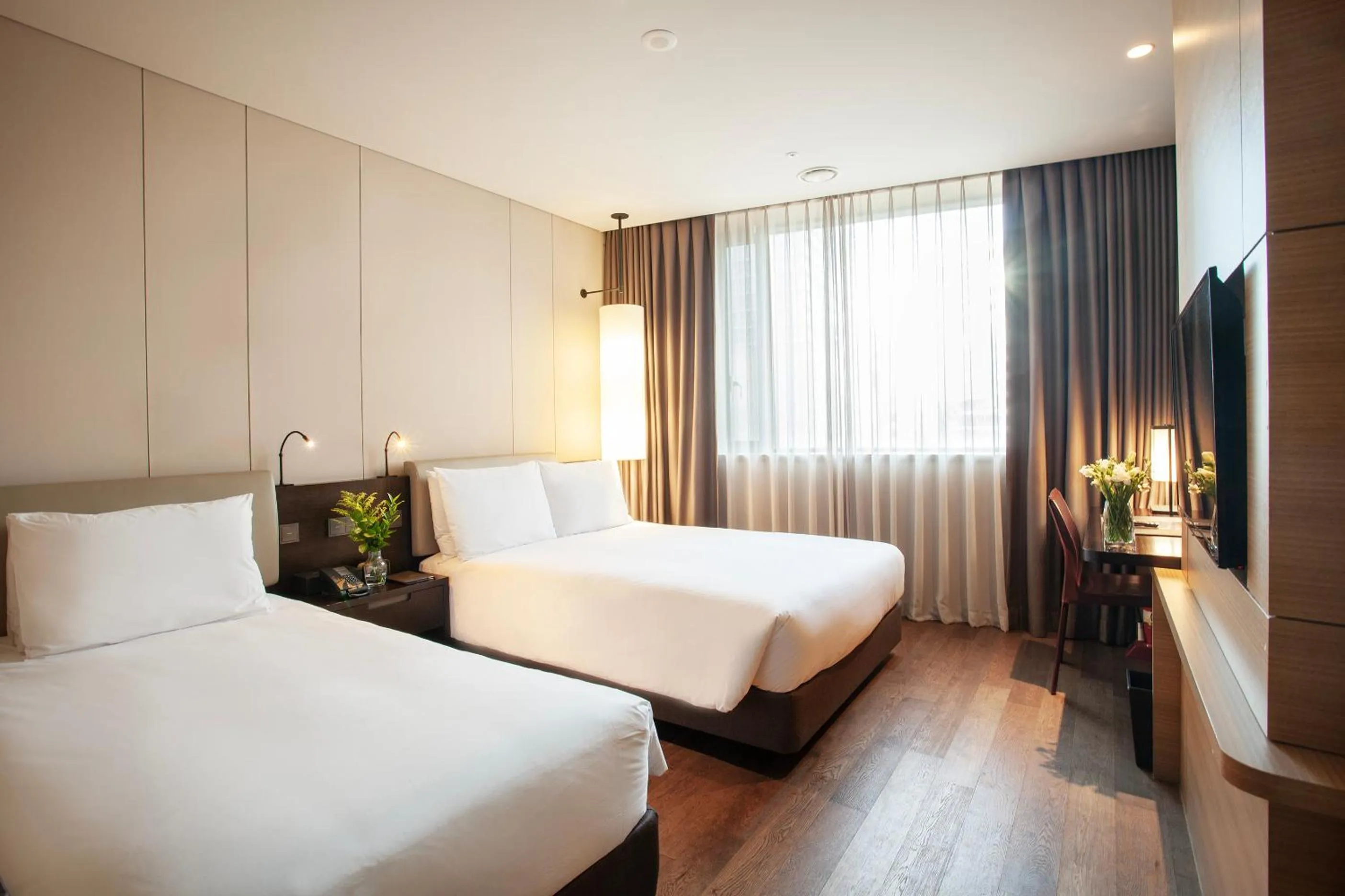 Photo of the whole room, Bed in Crown Park Hotel Seoul Myeongdong