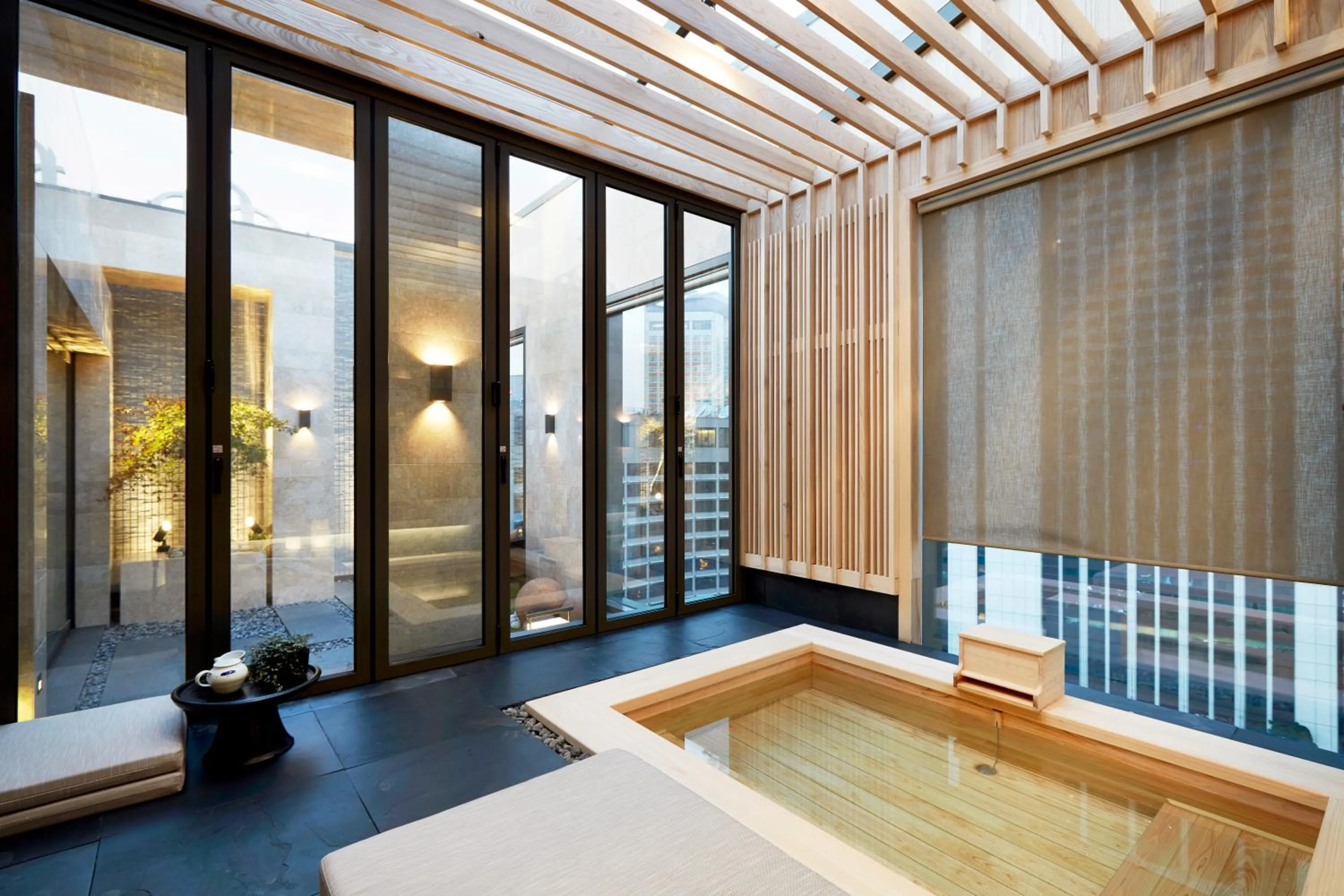 Bath in Crown Park Hotel Seoul Myeongdong