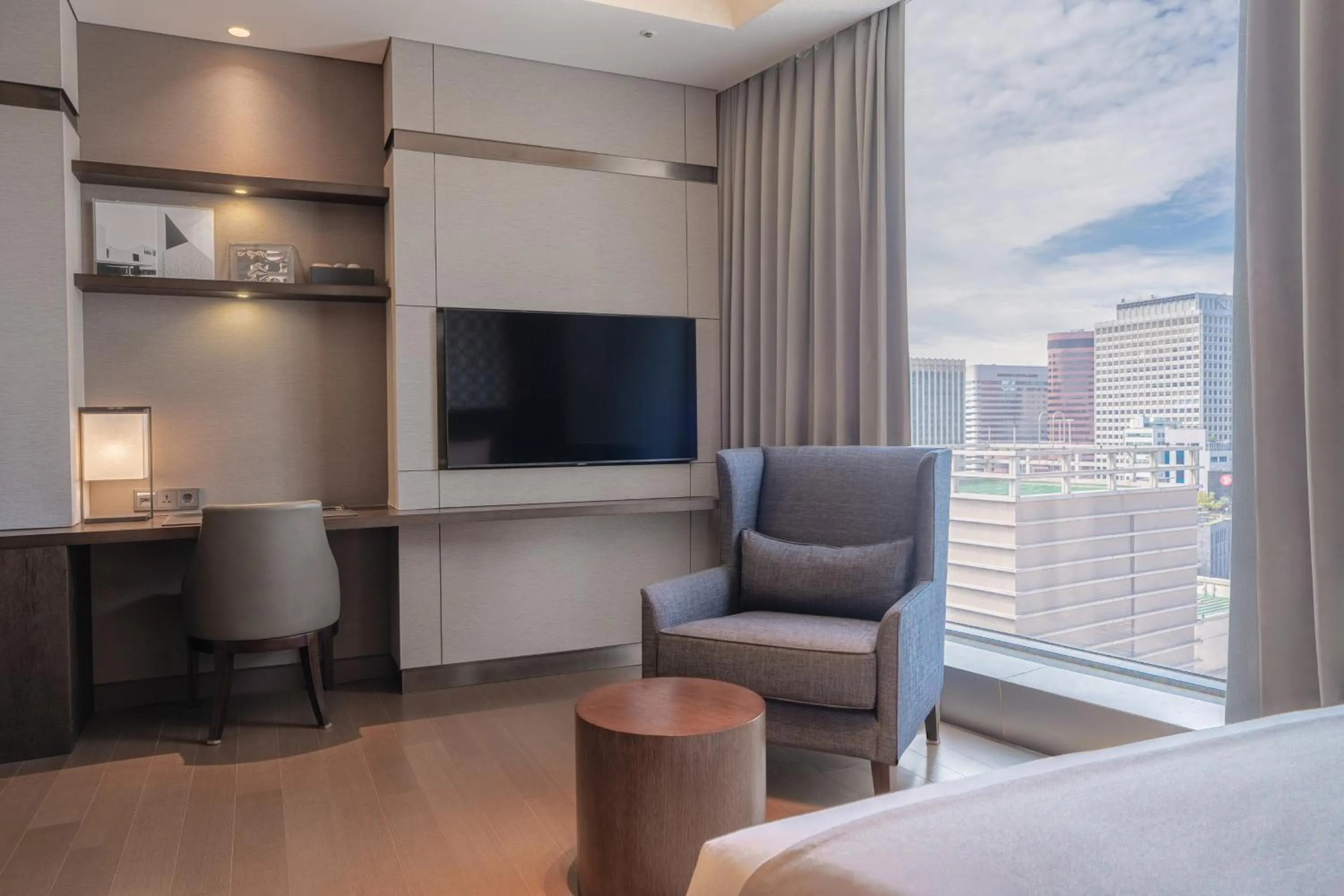 TV and multimedia, Bed in Crown Park Hotel Seoul Myeongdong