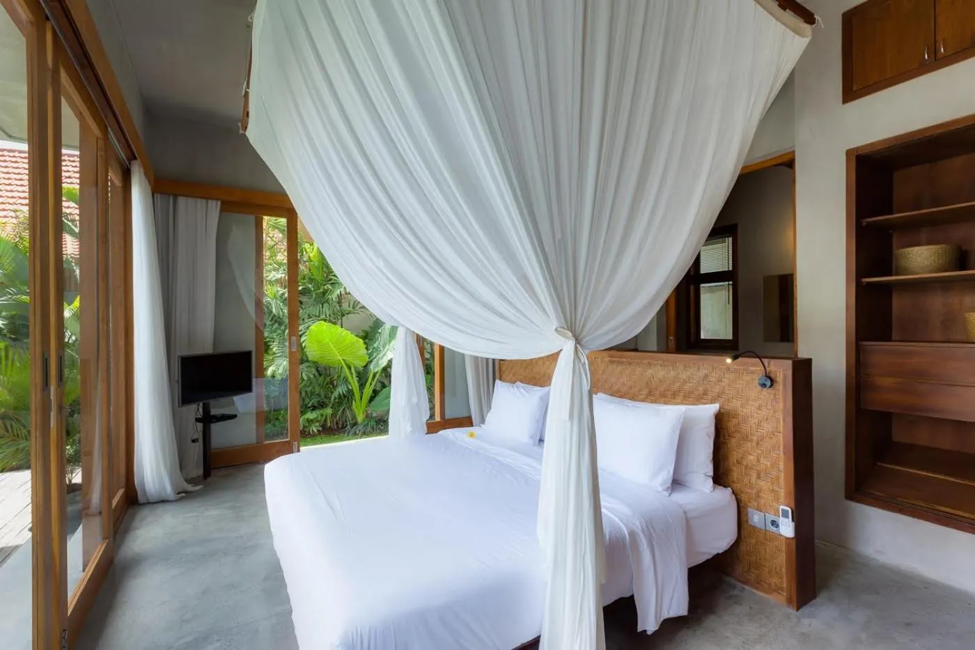 Bed in ZIN Berawa Villas & Bungalows