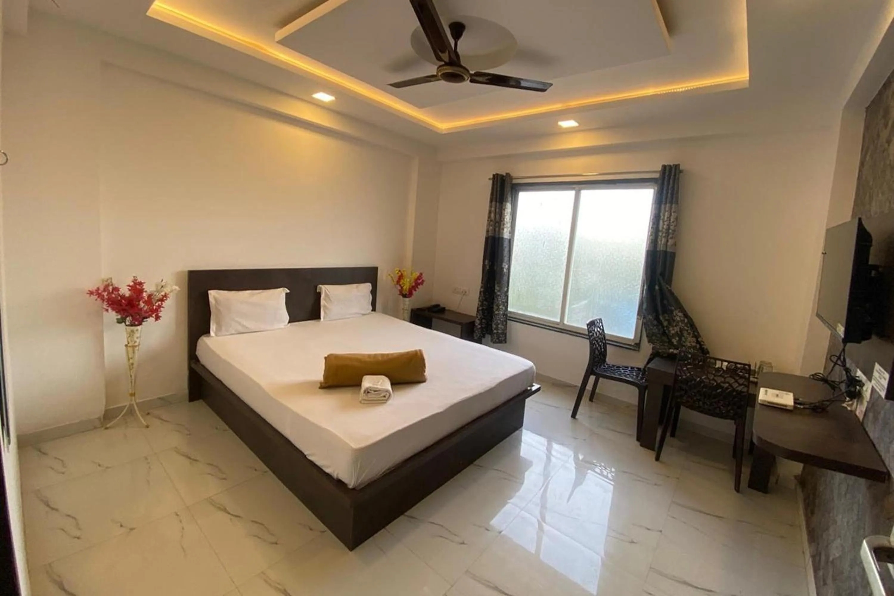 Bed in Sai Vishwa Lodging