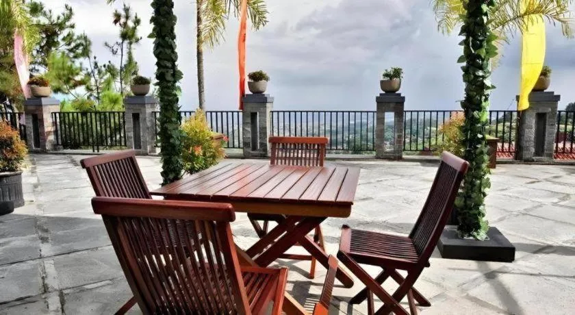 The Valley Resort Hotel