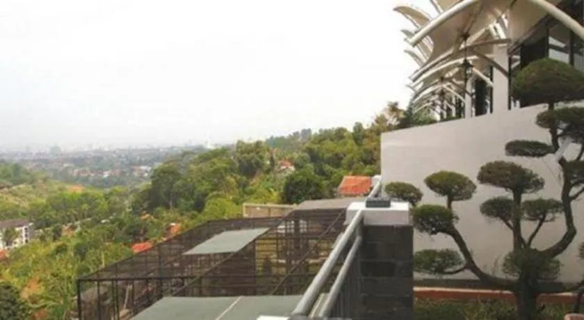 The Valley Resort Hotel