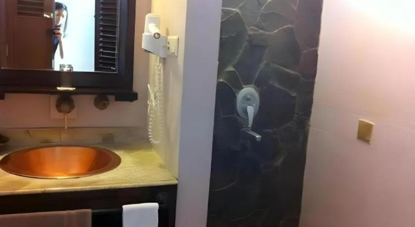 The Valley Resort Hotel