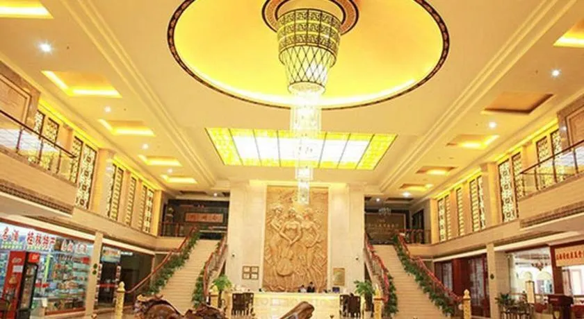 Vienna International Hotel Wuhan Huanghelou Pengliuyang Metro Station