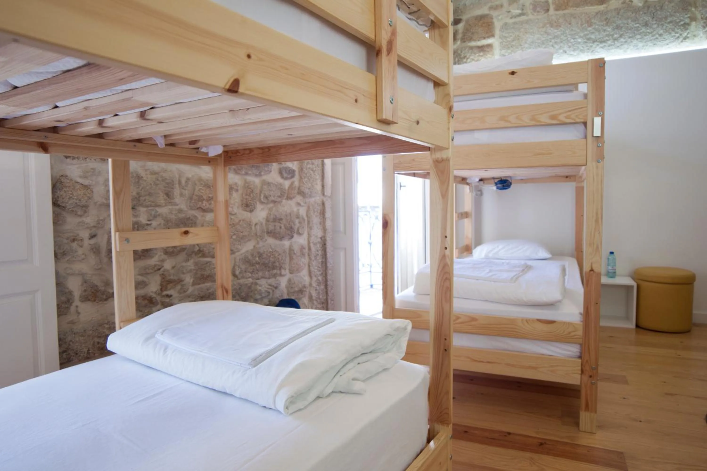 bunk bed, Bed in Happy Porto Hostel