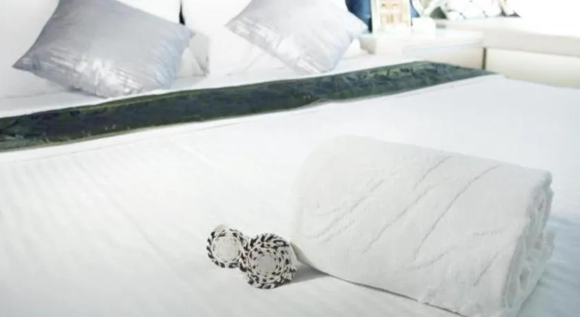 Bed in M1 Yau Ma Tei Hotel