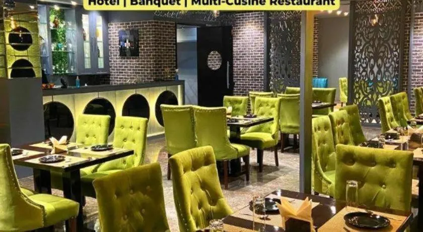 Hotel Signature Grand