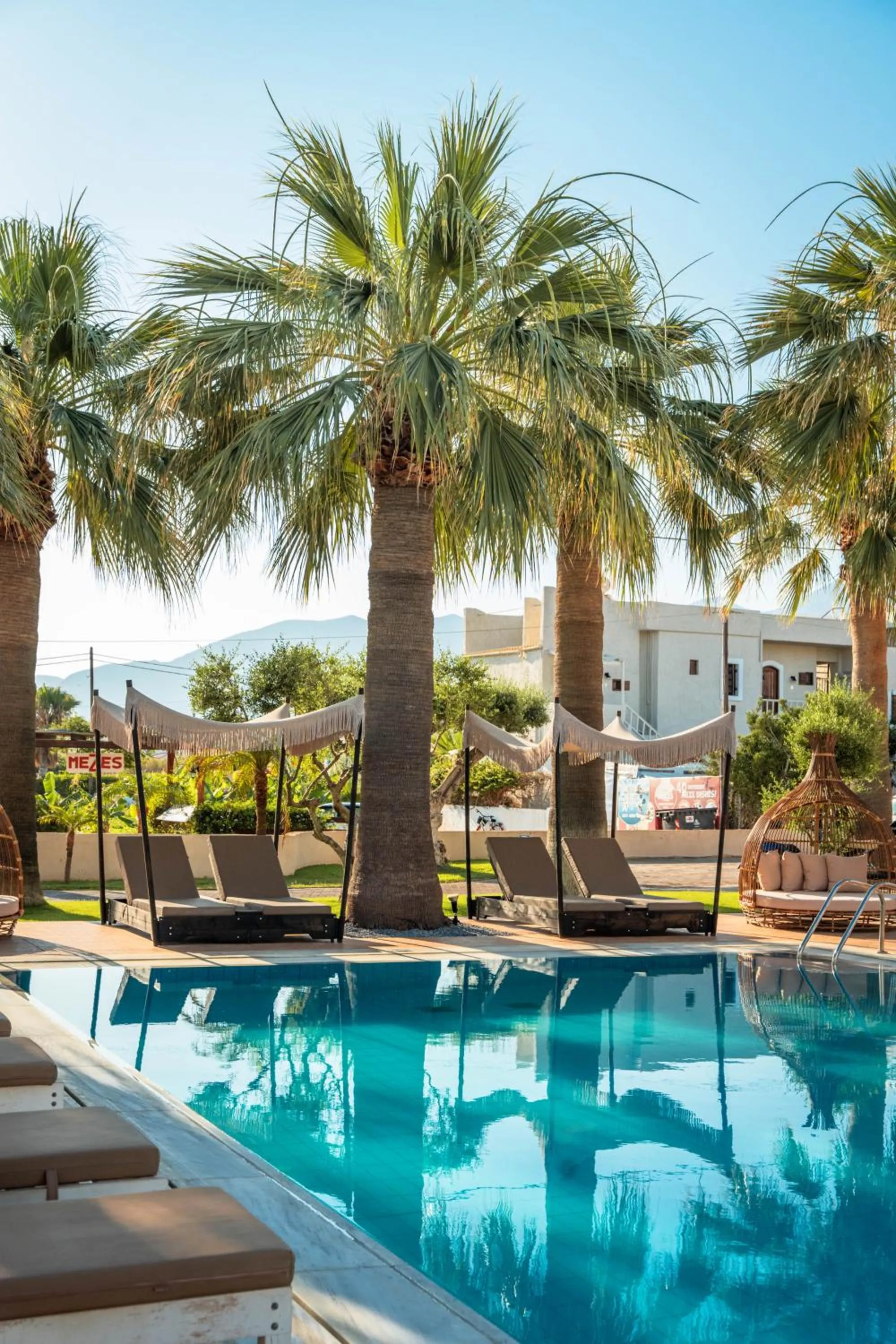 Ammos Boutique Apartments & Suites