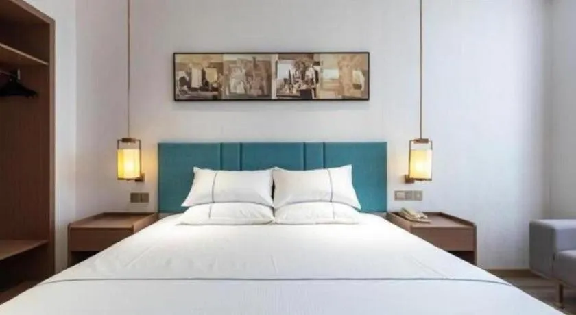 Bed in Jinjiang Inn Tianjin Konggang Branch