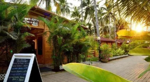 Majestic Beach Comforts - Beachfront