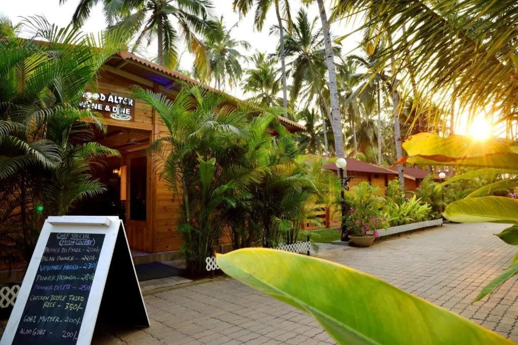 Majestic Beach Comforts - Beachfront