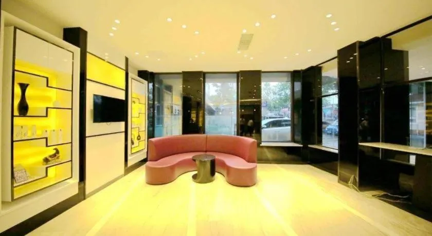 Lavande Hotel Qingdao North Station Siliu South Road