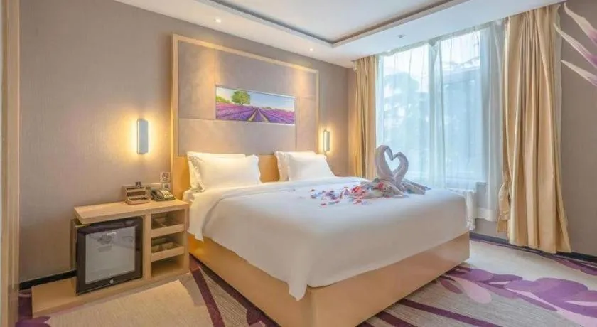 Bed in Lavande Hotel Qingdao North Station Siliu South Road