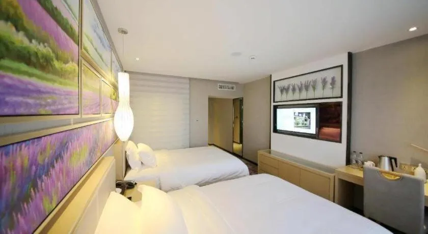 Bed in Lavande Hotel Qingdao North Station Siliu South Road