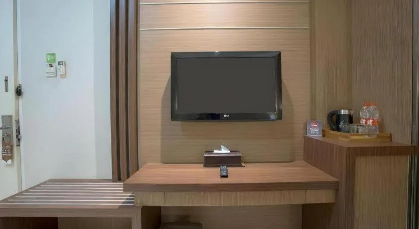 Life Emerald Hotel Surabaya