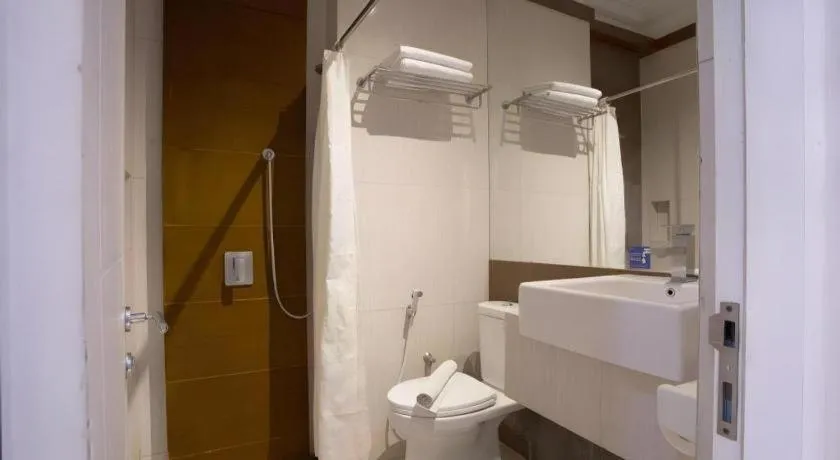 Life Emerald Hotel Surabaya