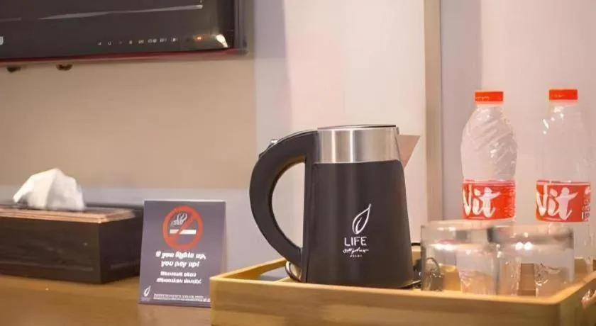 Life Emerald Hotel Surabaya