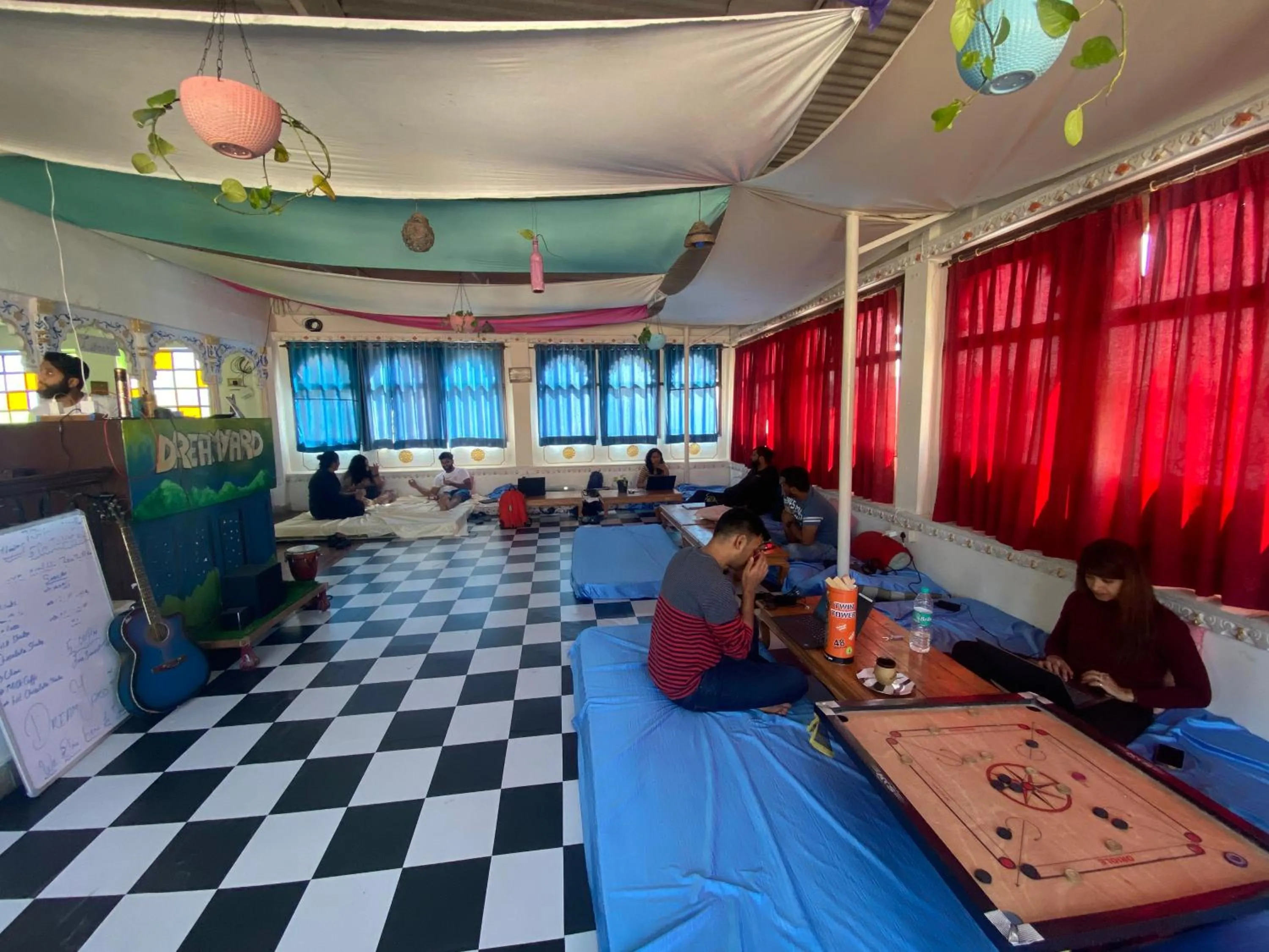 Restaurant/places to eat in Dreamyard Udaipur