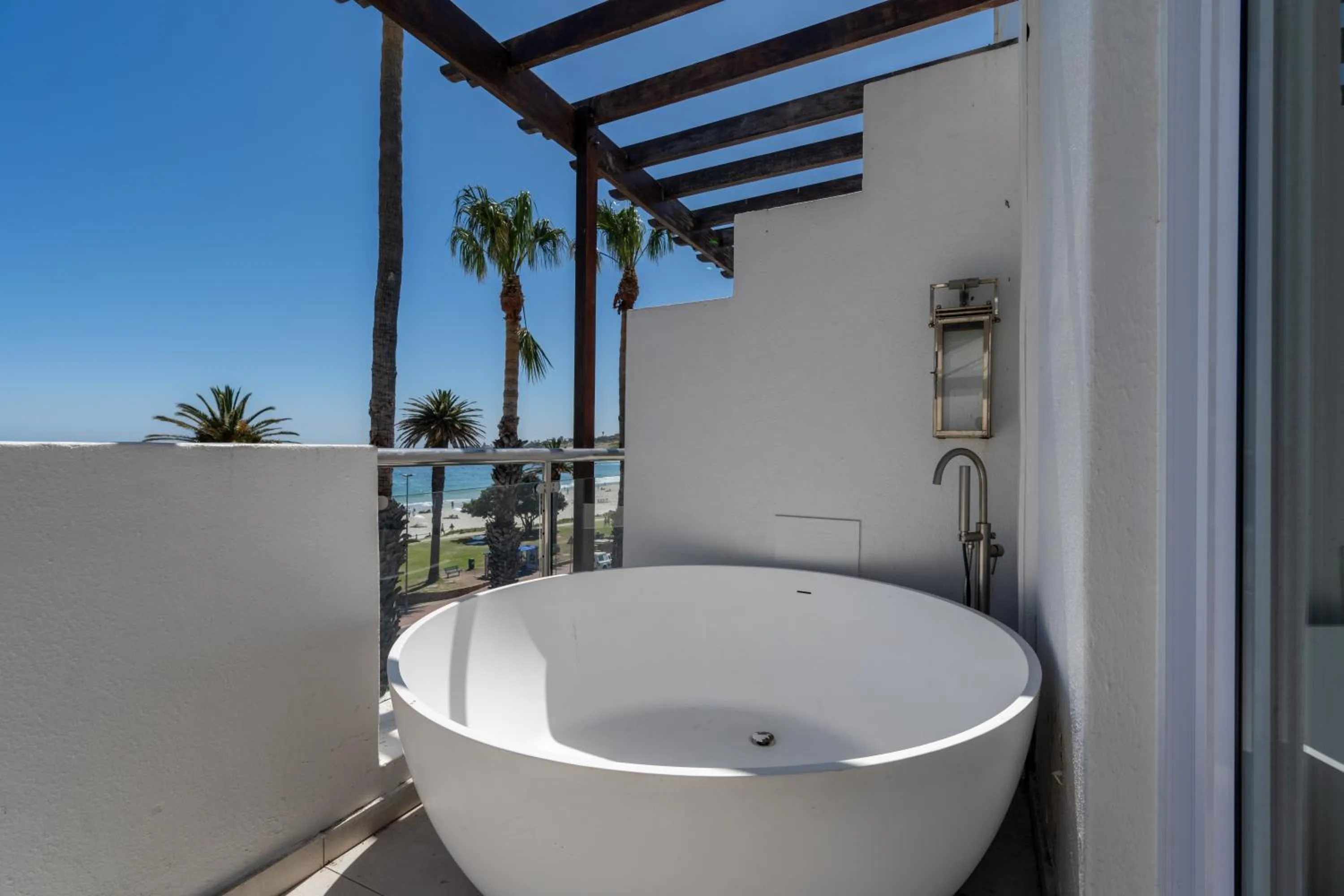 Balcony/Terrace in The Bay Hotel