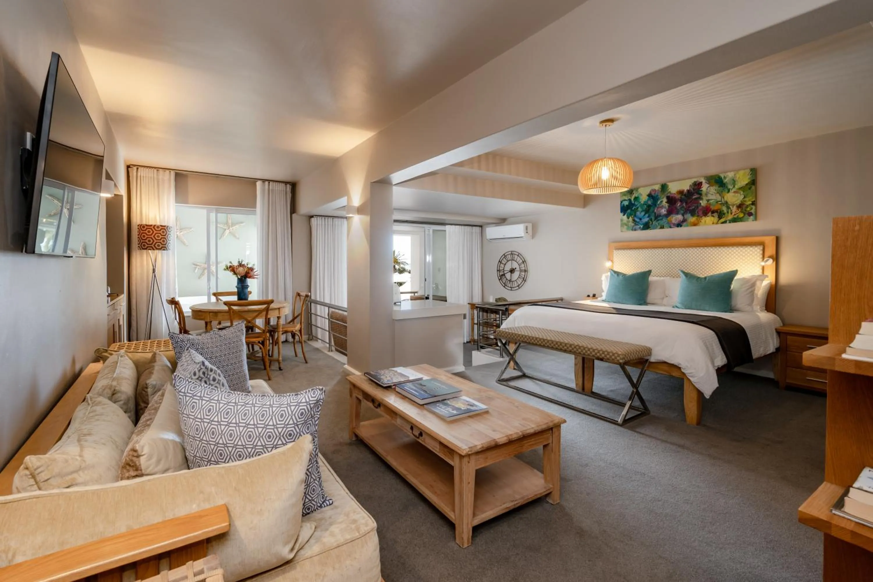 Photo of the whole room, Bed in The Bay Hotel