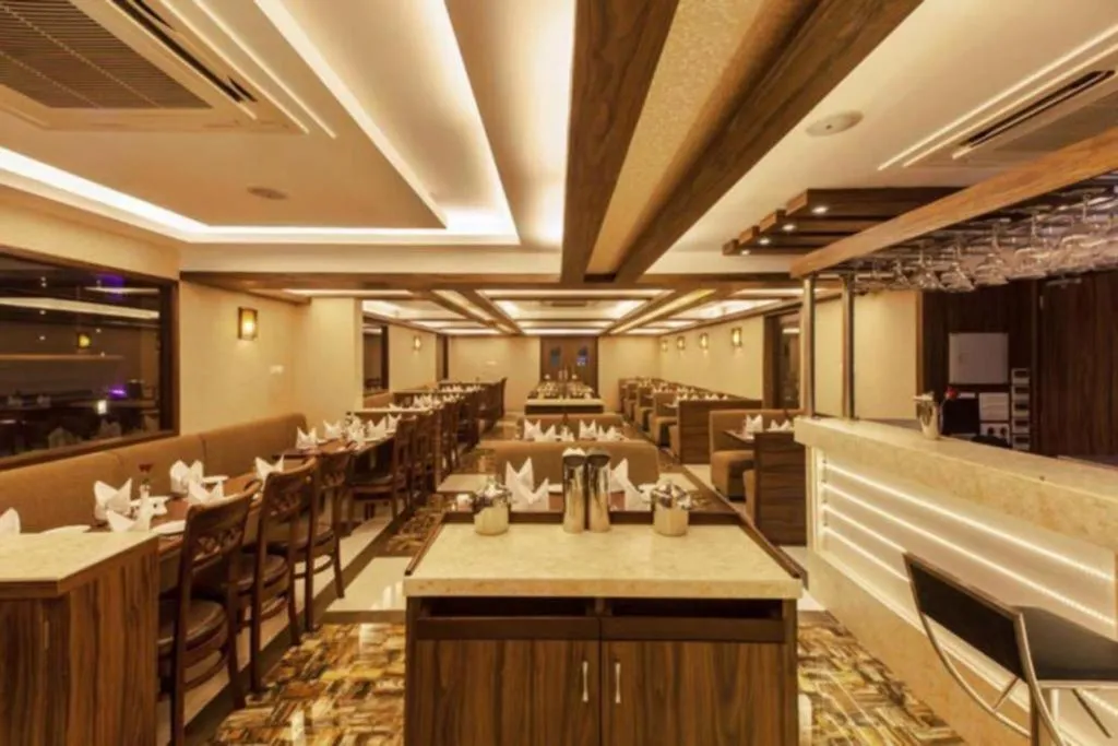 Hotel Anantha Executive Suites