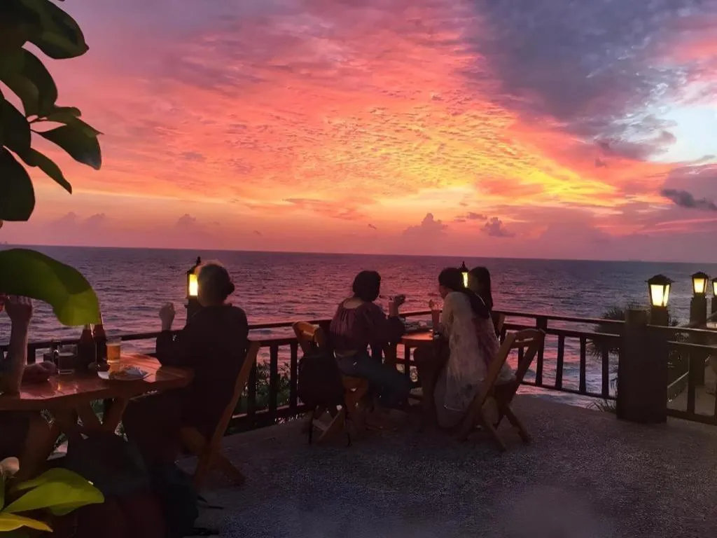 Diamond Cliff Beach Lanta Resort