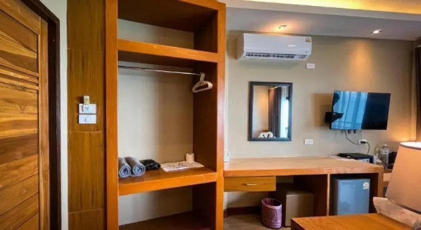 Diamond Cliff Beach Lanta Resort