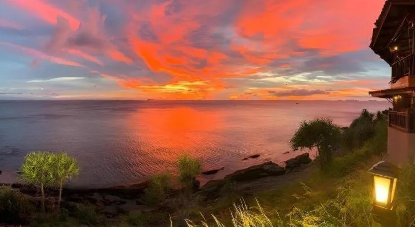 Diamond Cliff Beach Lanta Resort