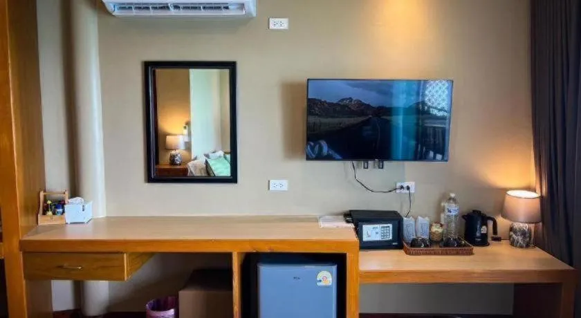 Diamond Cliff Beach Lanta Resort