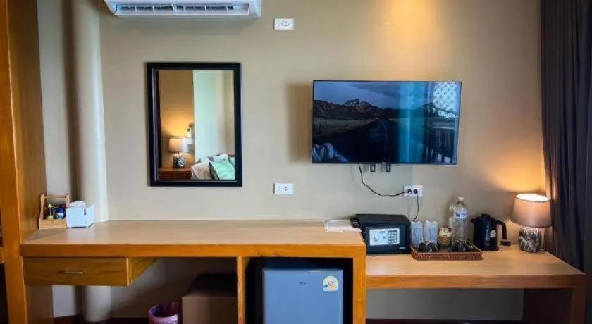 Diamond Cliff Beach Lanta Resort