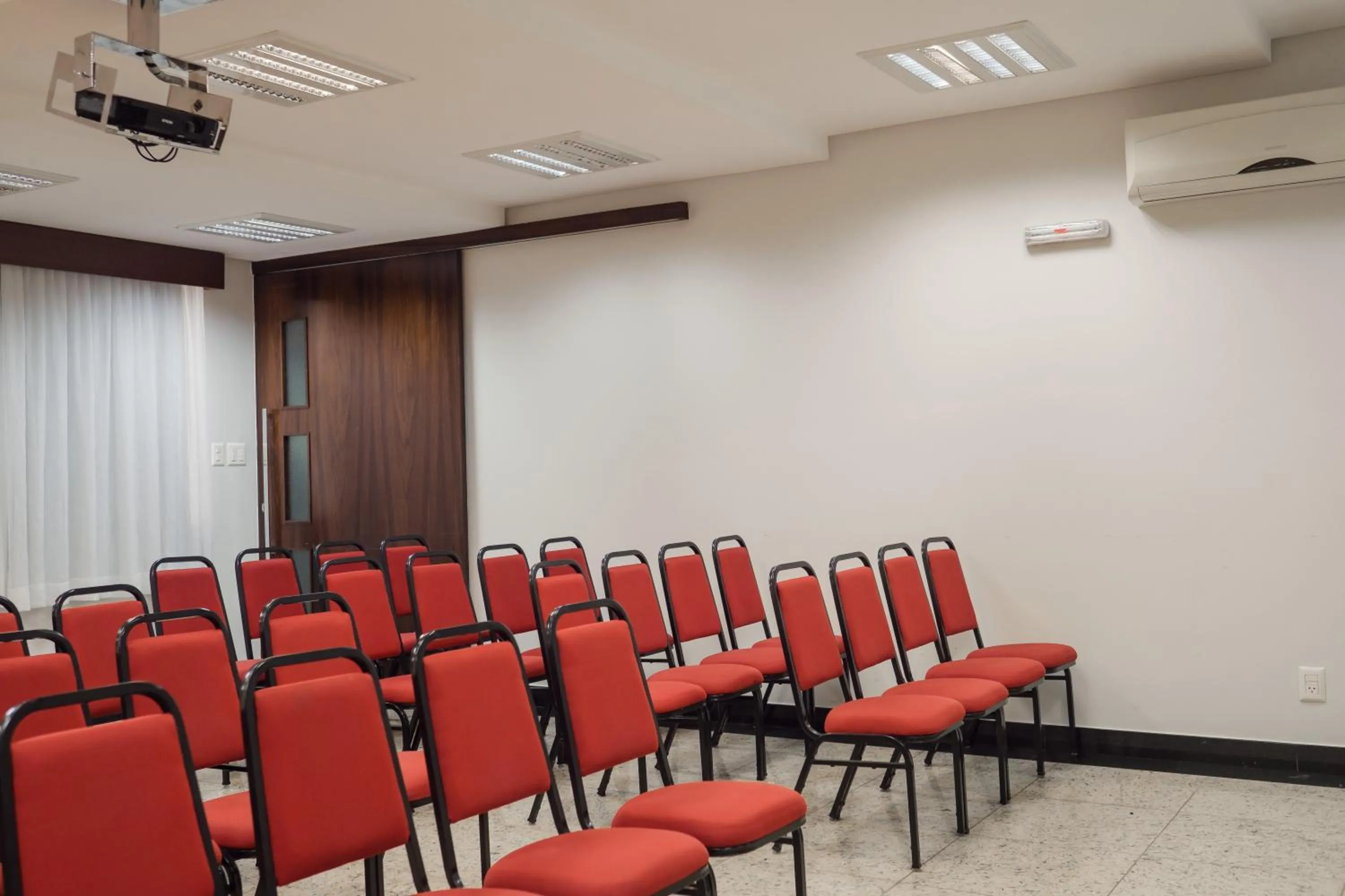 Meeting/conference room in Ibituruna Center Hotel