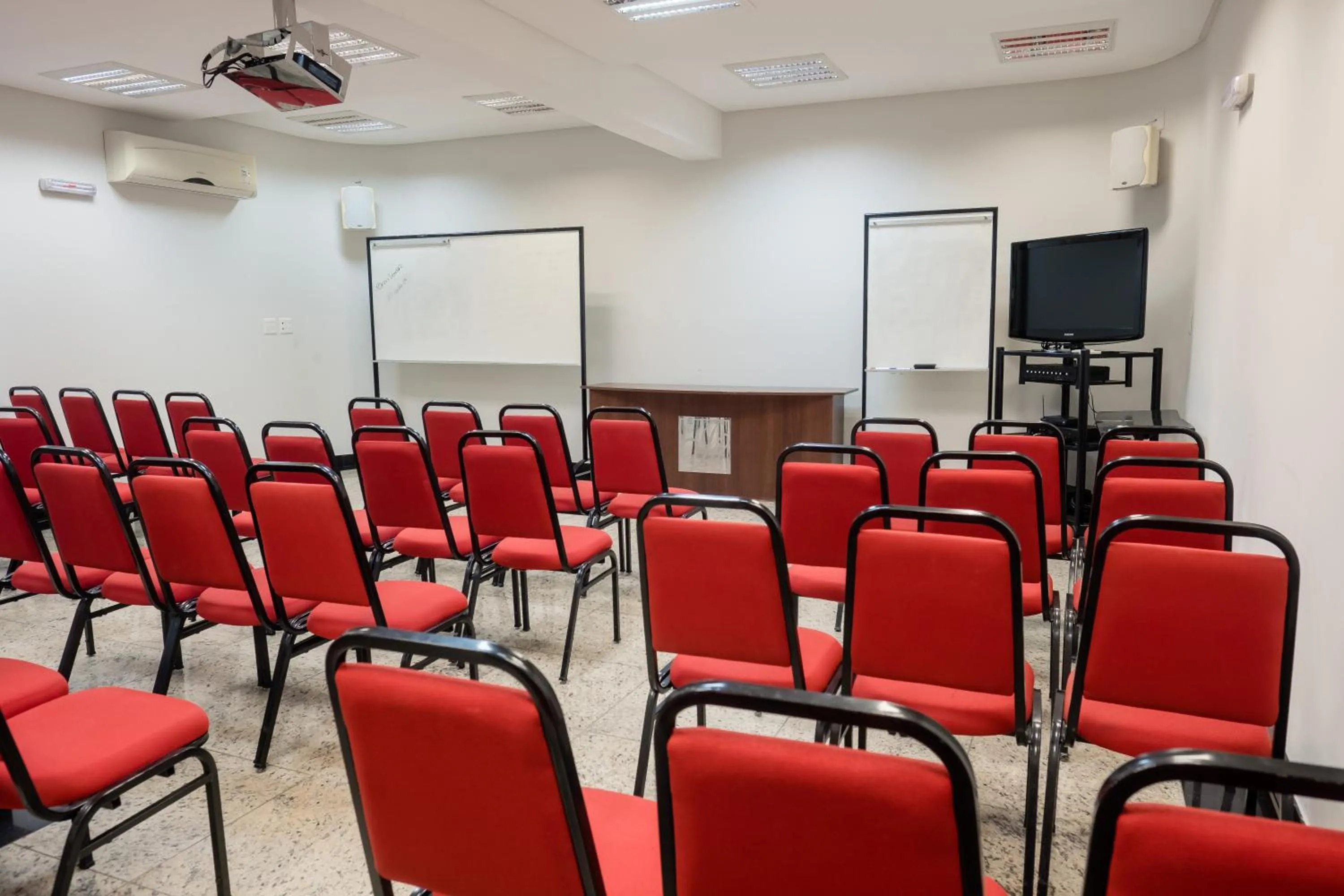 Meeting/conference room in Ibituruna Center Hotel