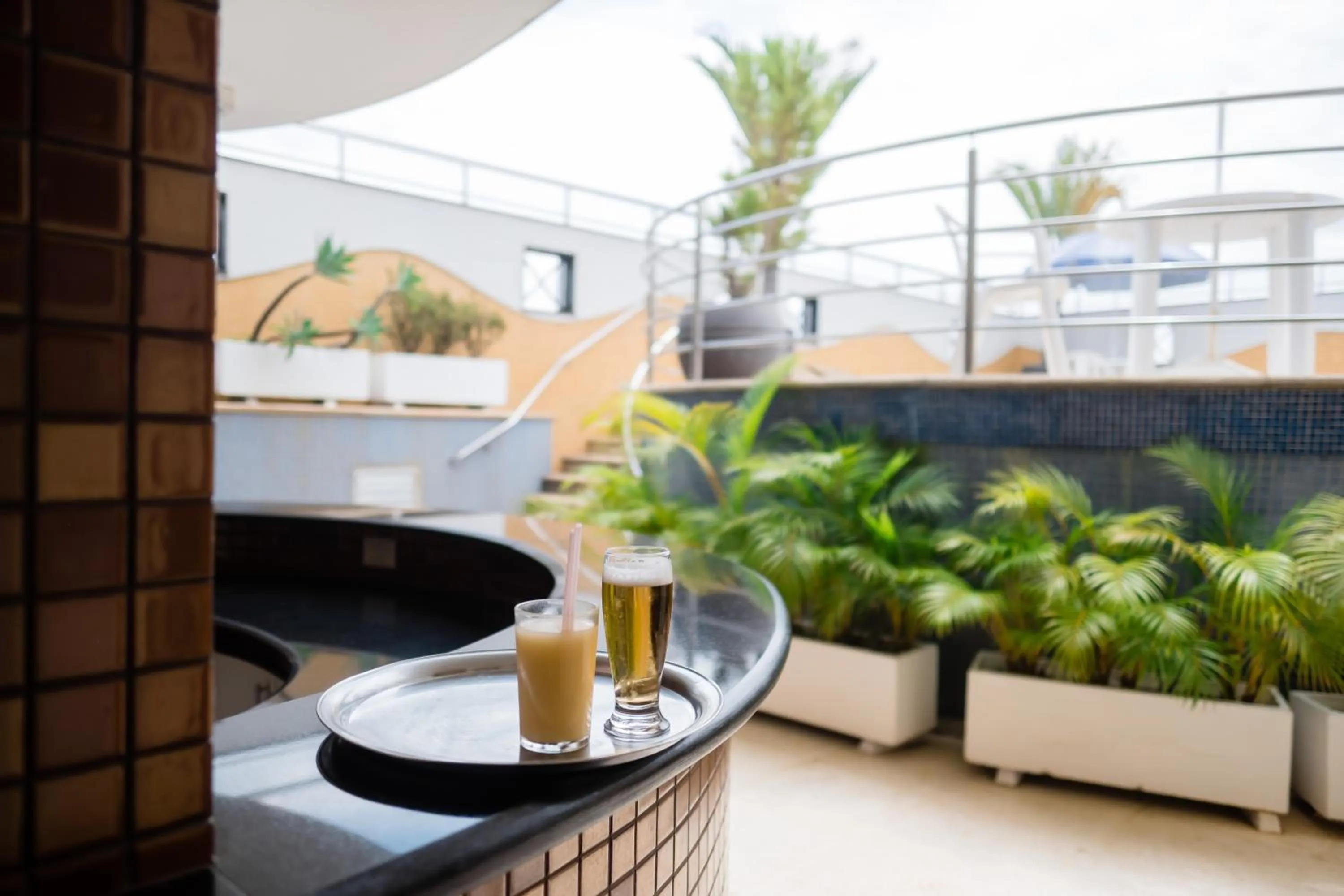 Swimming pool in Ibituruna Center Hotel