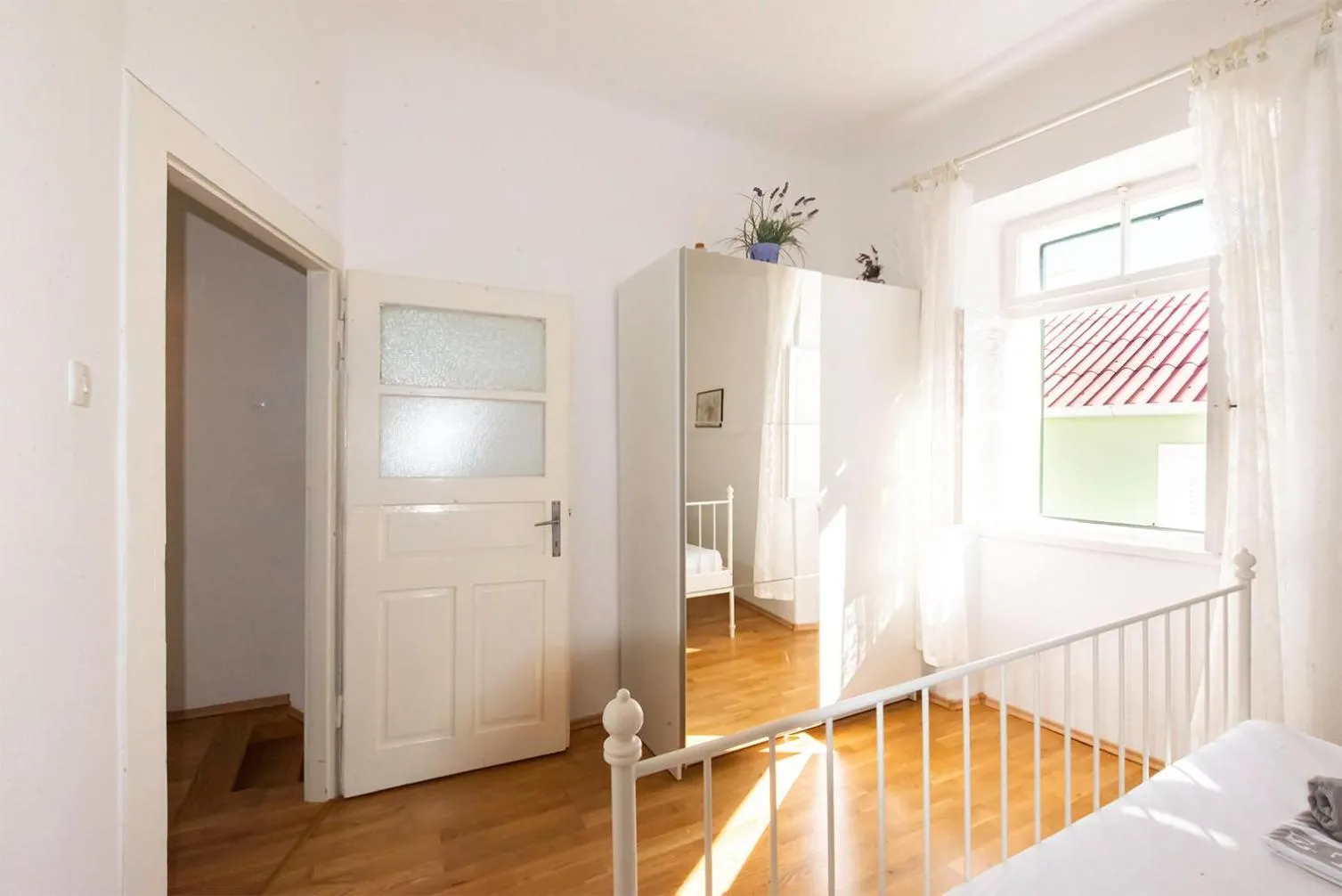 Bed in Apartment Plasa