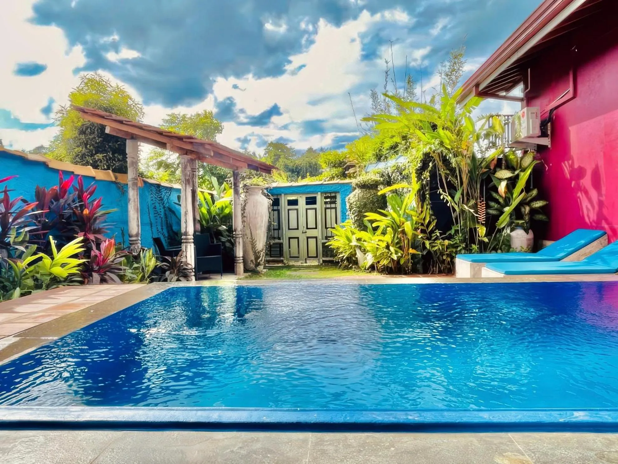 Swimming pool in Waterland