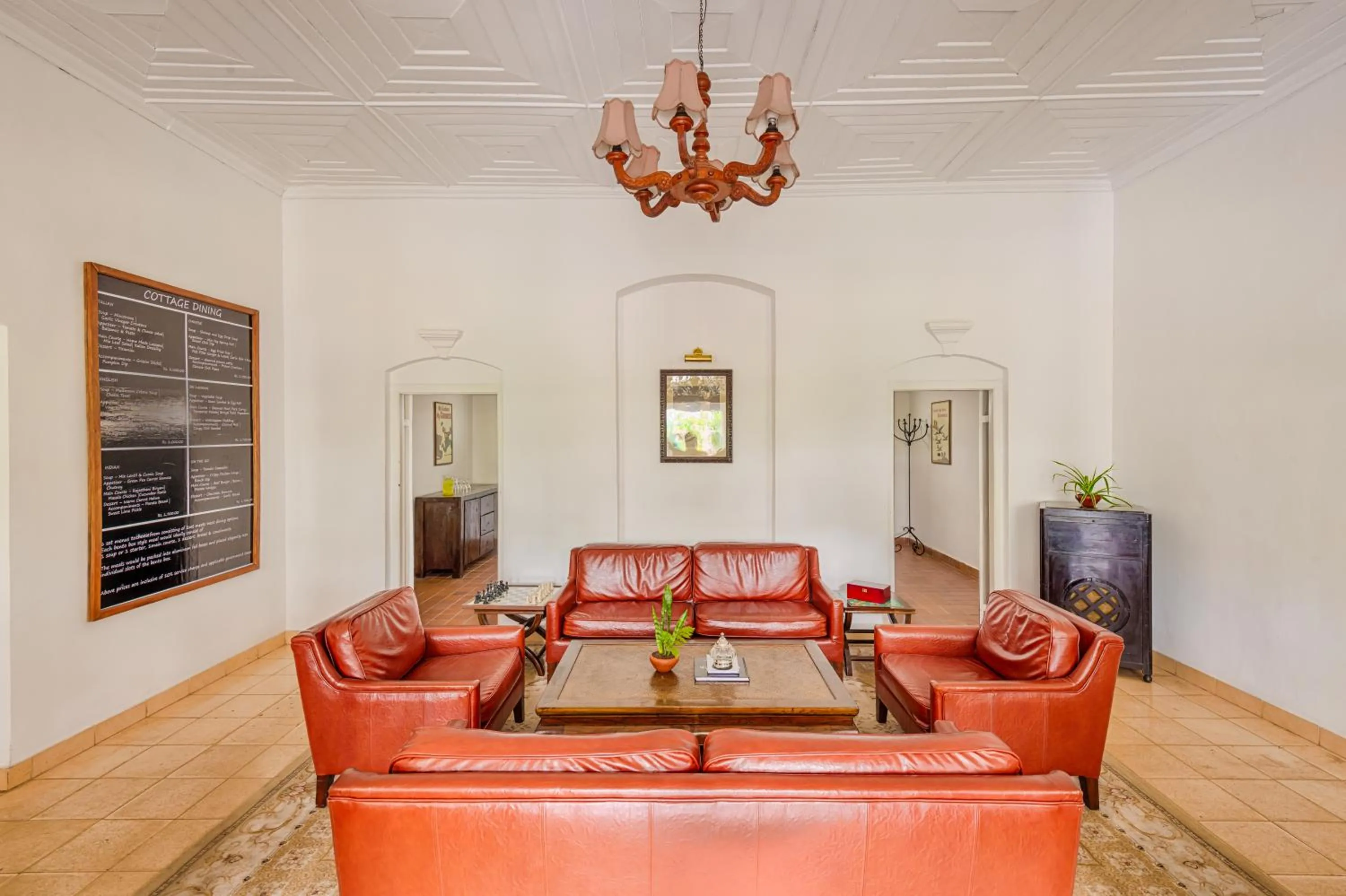 Communal lounge/ TV room in Xavier's Cottage