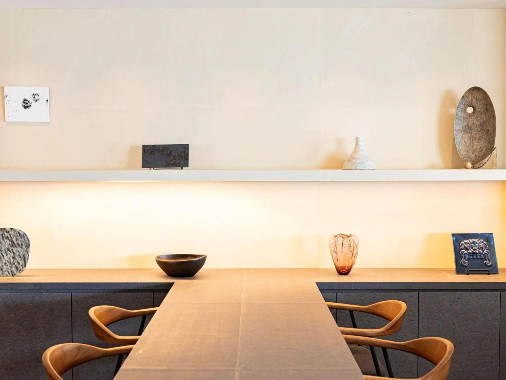 Communal lounge/ TV room in Hotel Setre Kobe Maiko