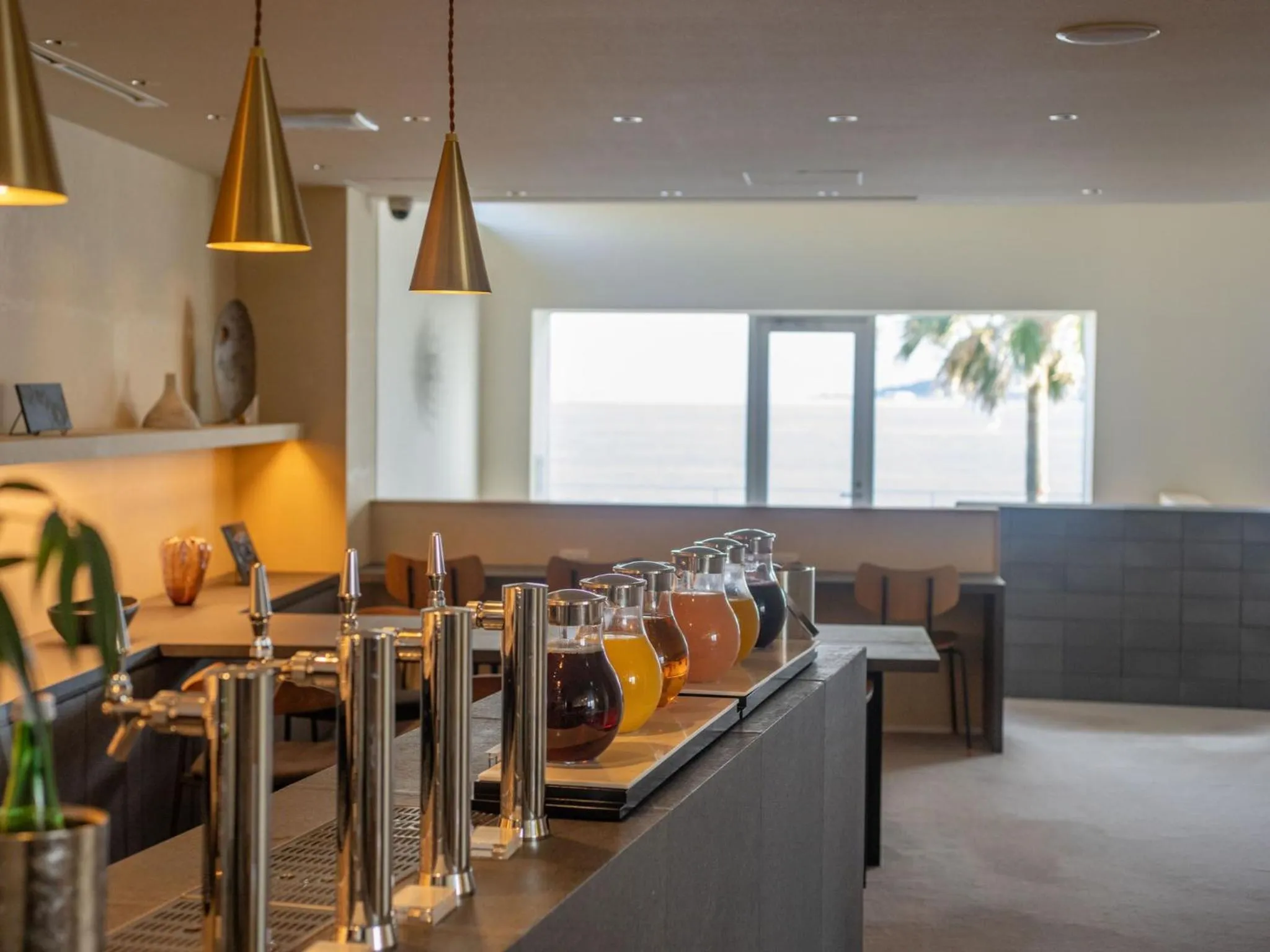 Communal lounge/ TV room in Hotel Setre Kobe Maiko