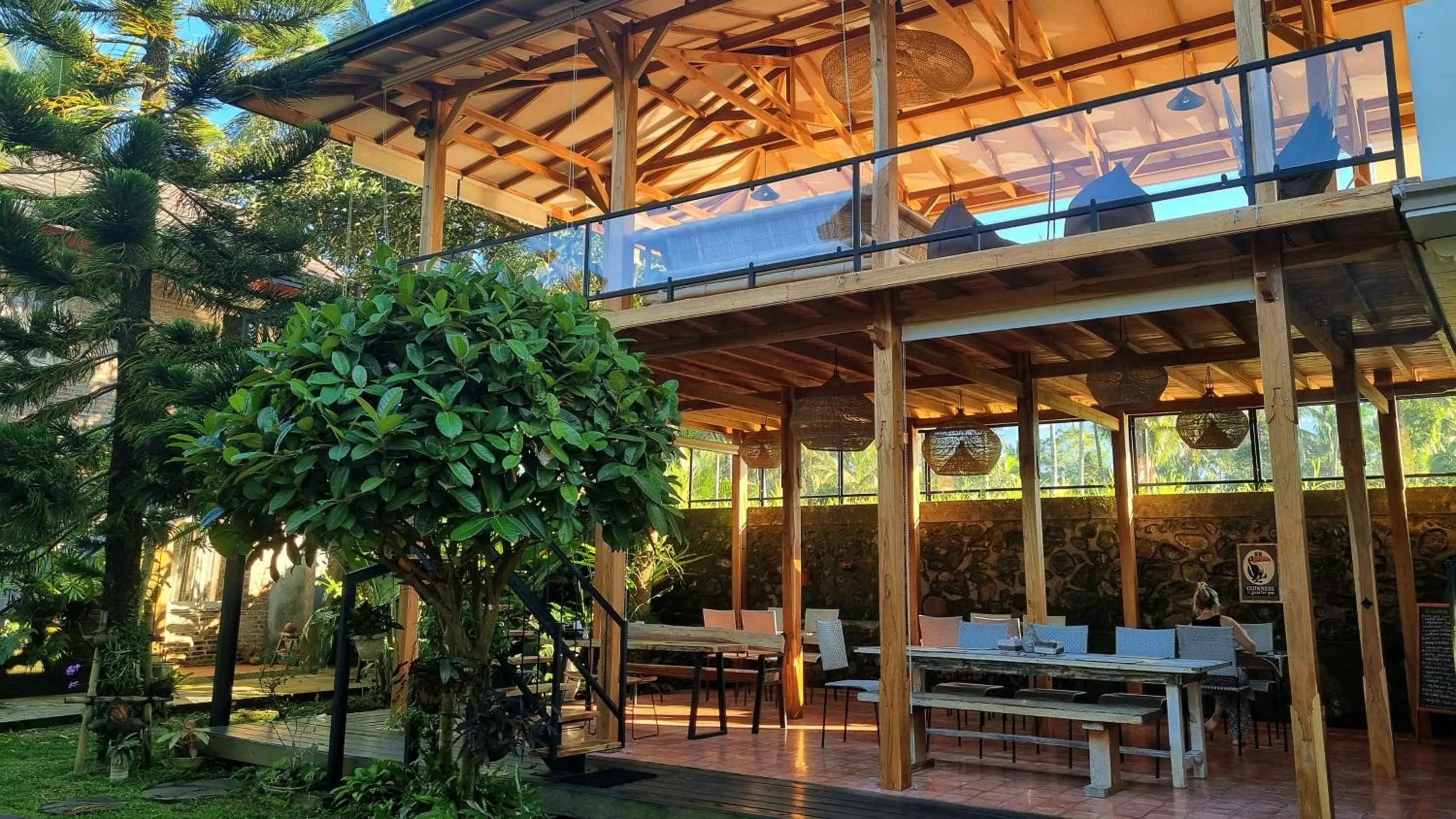 Restaurant/places to eat in Les Rizieres Lombok