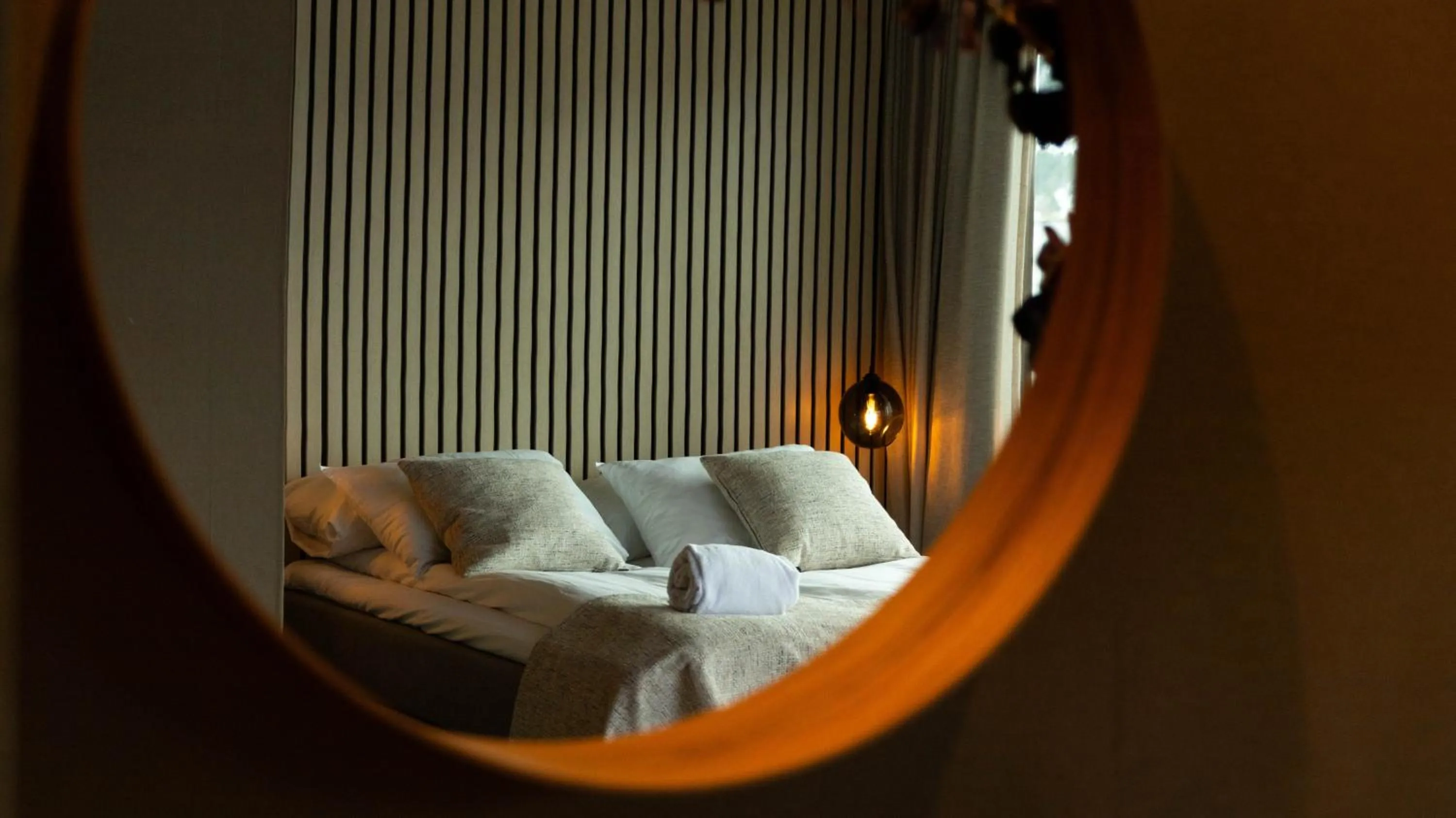 Bed in Vestnes Fjordhotell