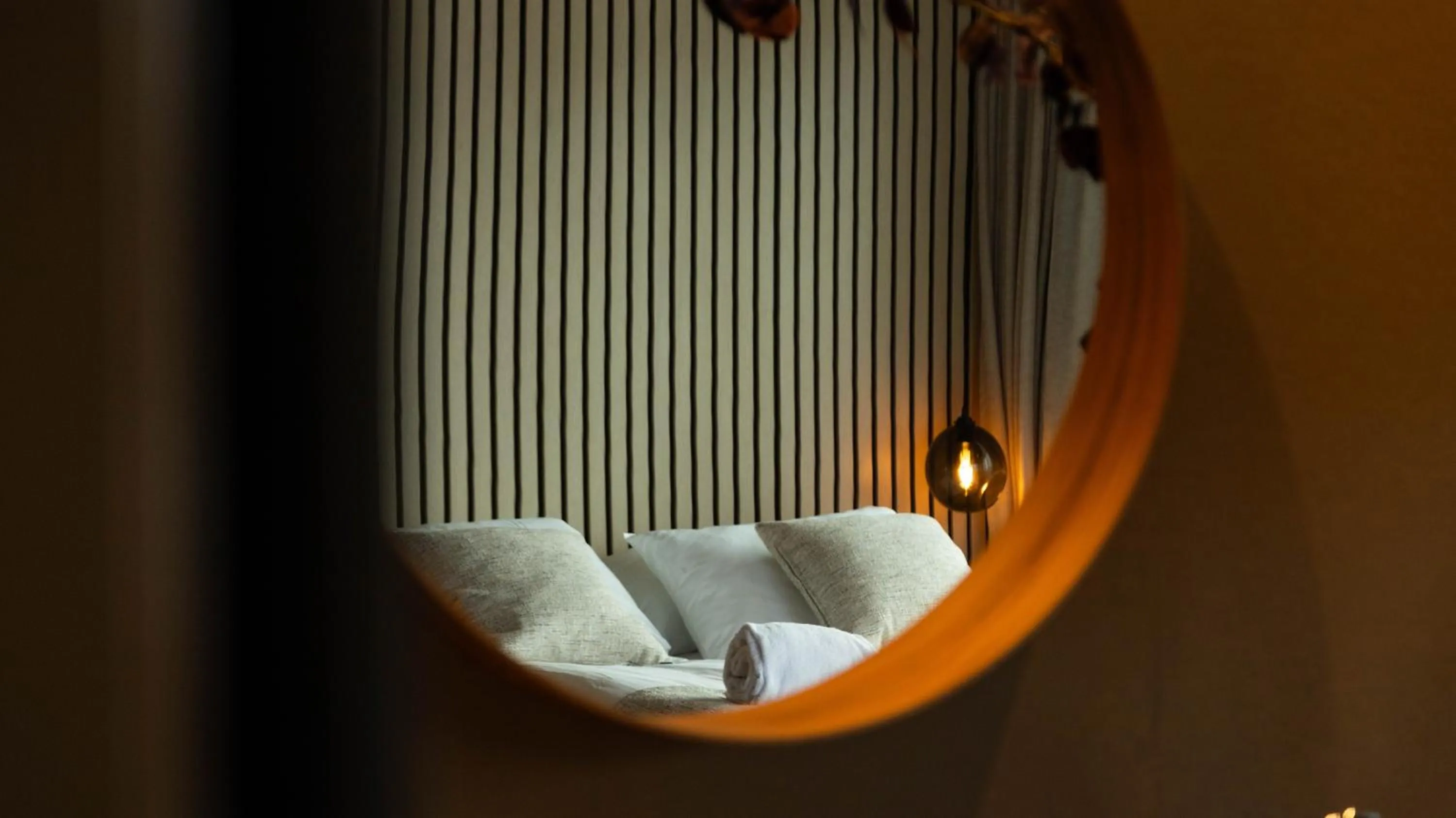 Bed in Vestnes Fjordhotell