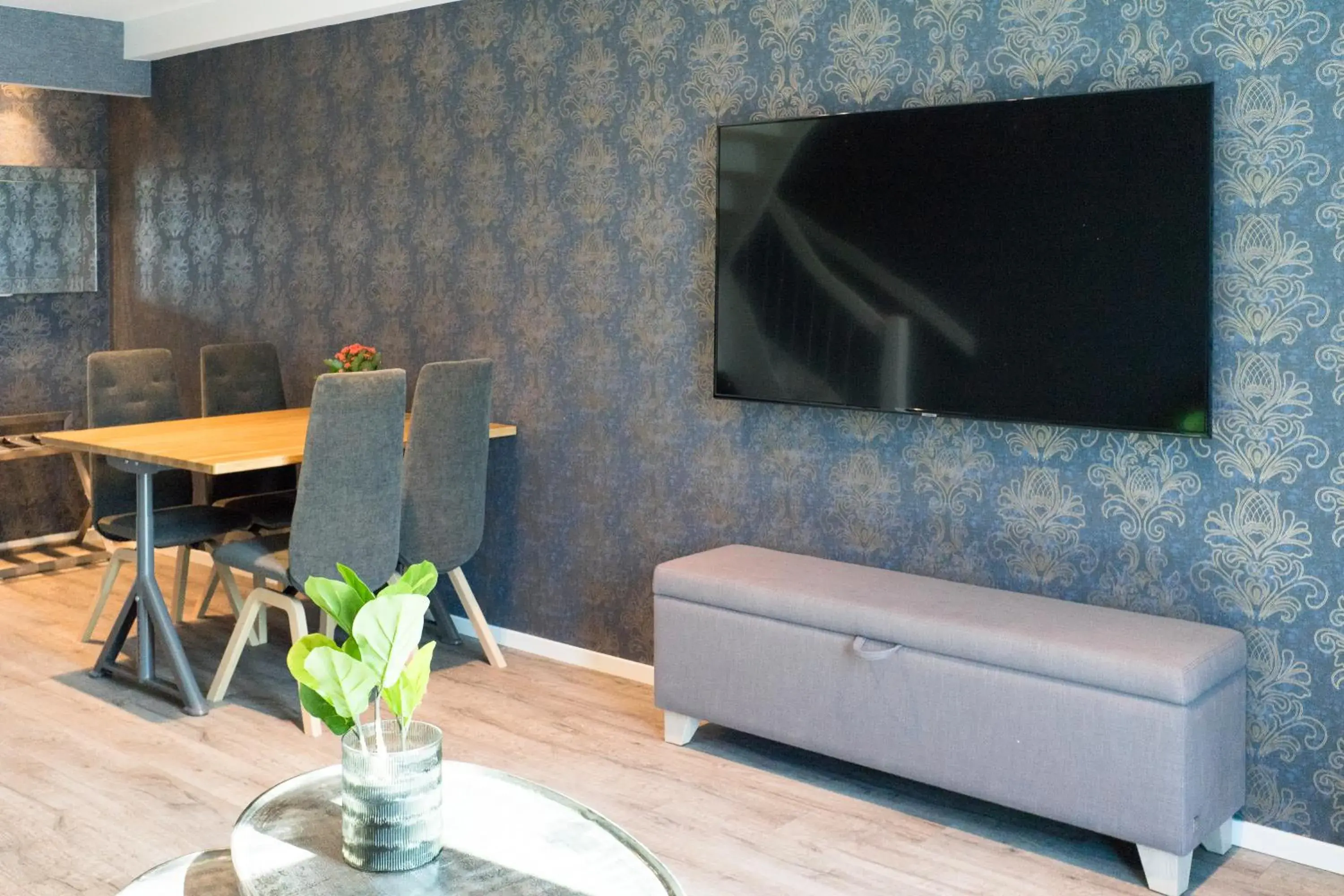 Family Suite - single occupancy in Vestnes Fjordhotell Family Suite - single occupancy in Vestnes Fjordhotell