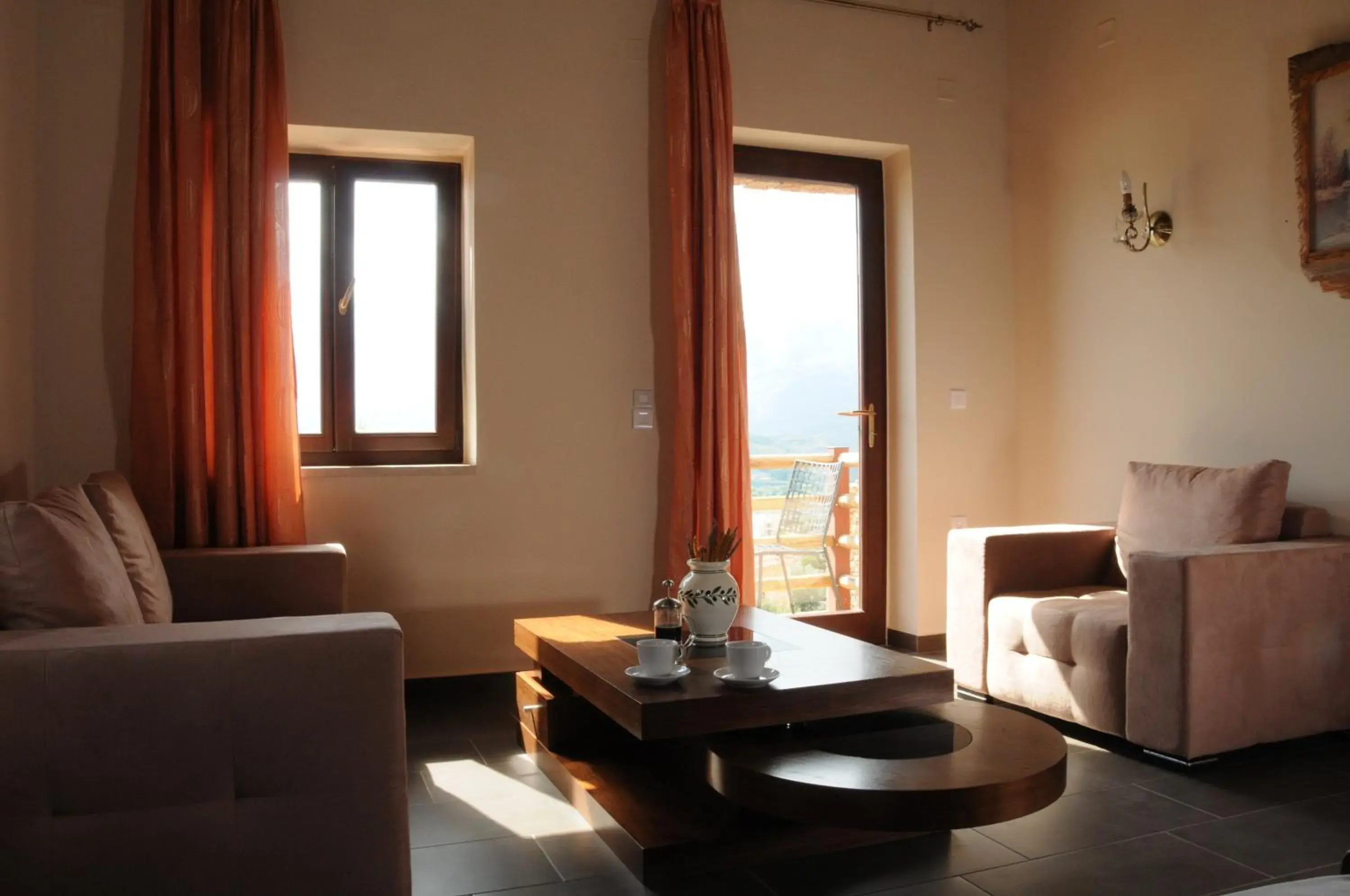 Deluxe Double Room (2 Adults + 1 Child) in Melies Hotel Deluxe Double Room (2 Adults + 1 Child) in Melies Hotel