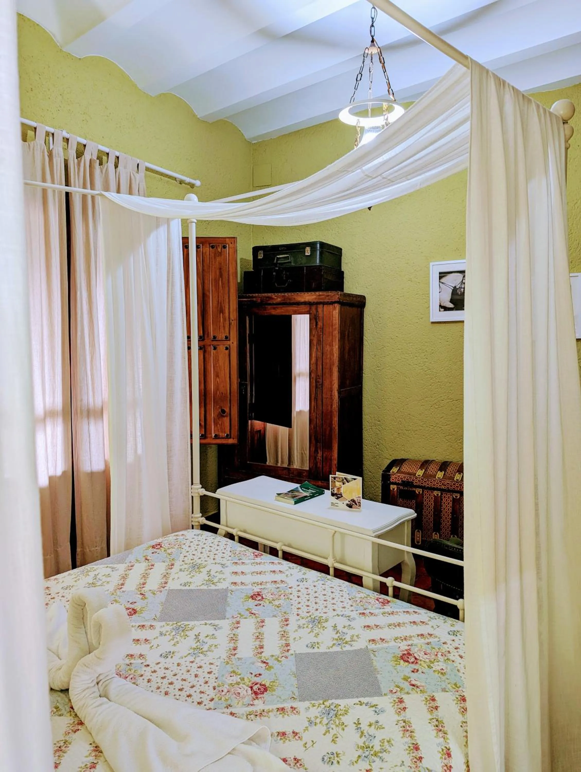 Property building, Bed in Casa El Descanso Del Peregrino