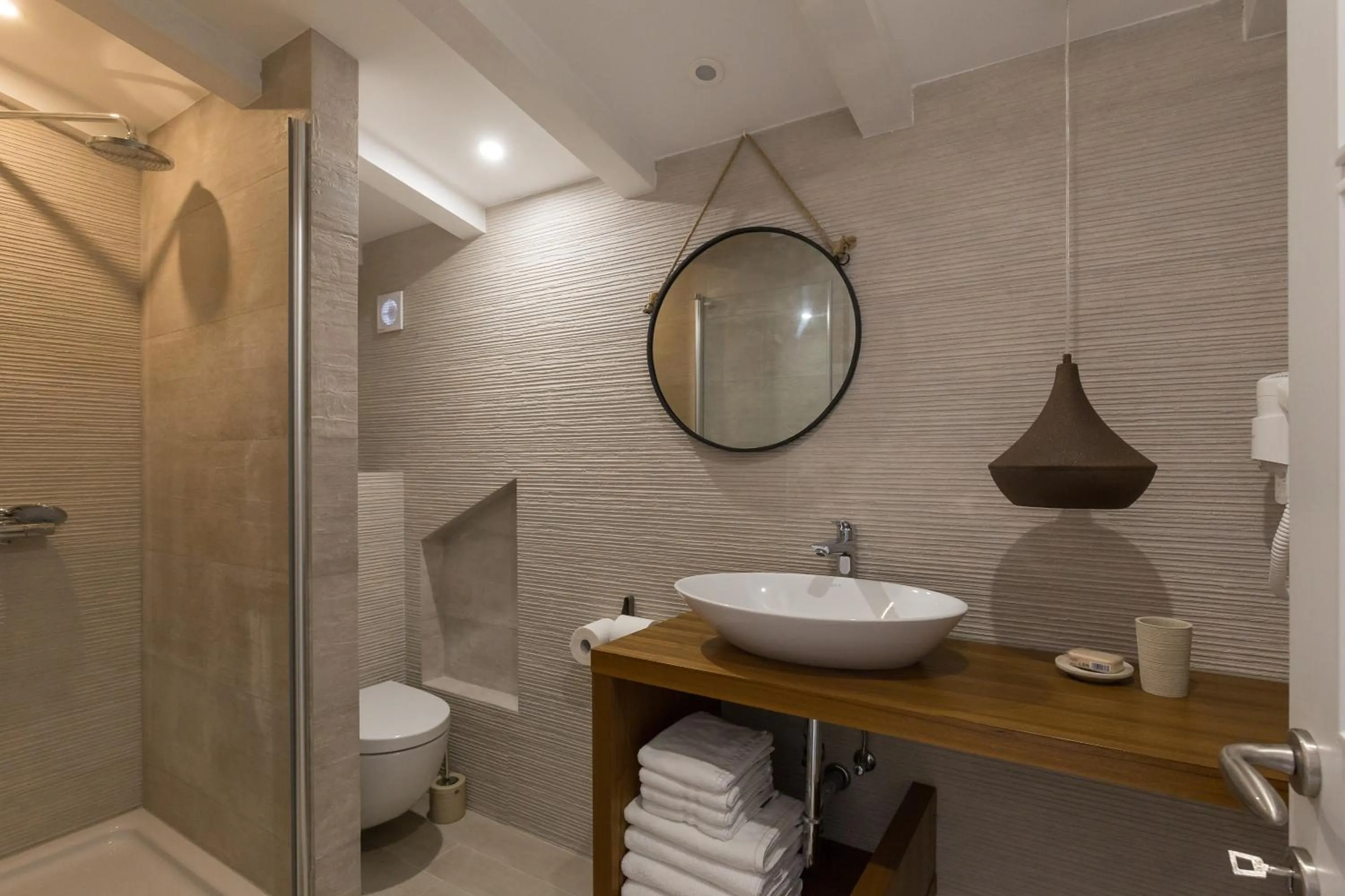 Shower in Dubrovnik Sweet House