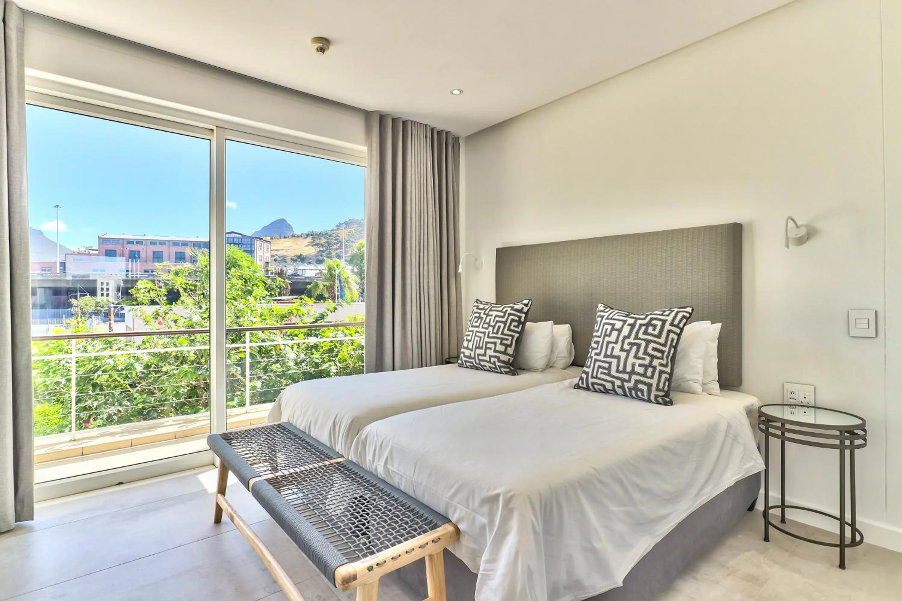 Bed in Waterfront Village